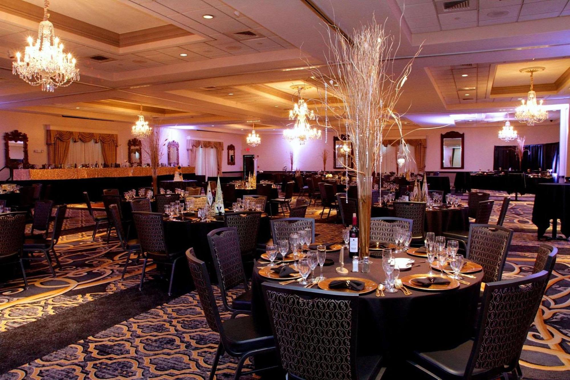 Radisson Hotel & Conference Center Rockford Exteriér fotografie